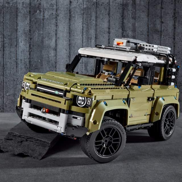 lego technic land rover defender 42110