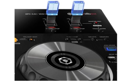 DJ-контроллер Pioneer DJ XDJ-RR