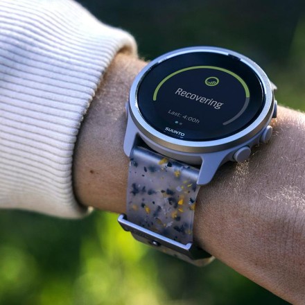 Умные часы Suunto 5 Peak, Многоцветный