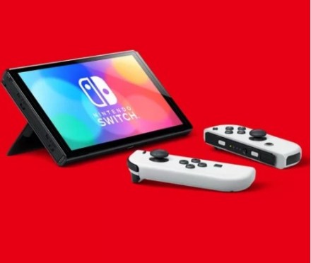 Игровая приставка Nintendo Switch OLED-модель White