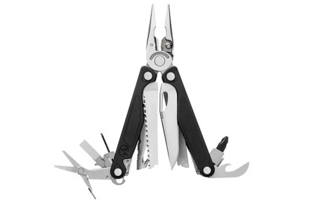 Мультитул Leatherman Charge plus в нейлоновом футляре 