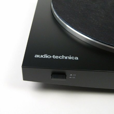 Виниловый проигрыватель Audio-Technica AT-LP3
